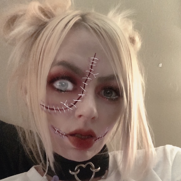 Meet your Posher, Jenna - Picture 1 of 1